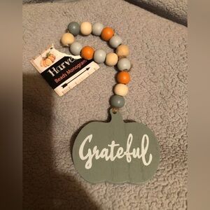 Harveys Beaded Grateful  in Orange, White, and Gray